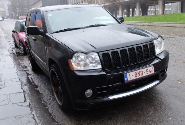 Jeep Grand Cherokee SRT-8 2005