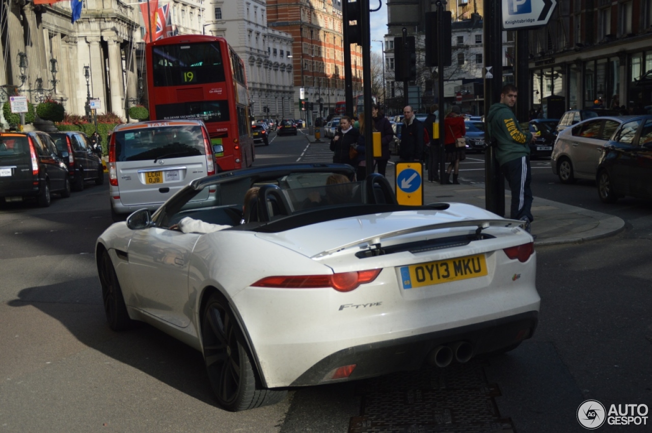 Jaguar F-TYPE S Convertible