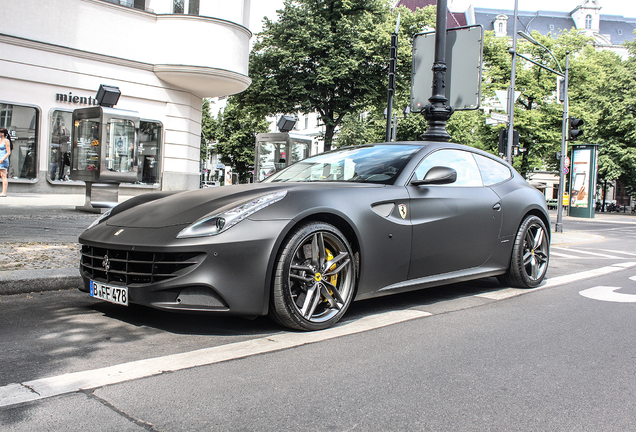 Ferrari FF