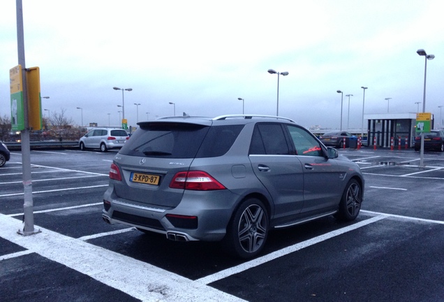 Mercedes-Benz ML 63 AMG W166