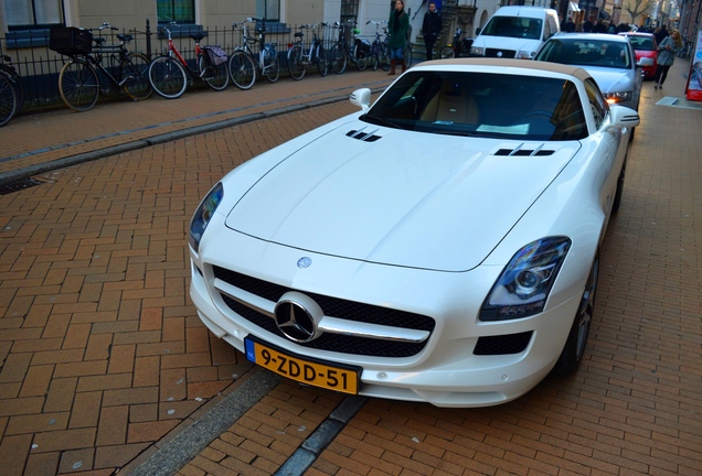 Mercedes-Benz SLS AMG Roadster