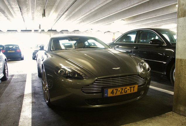 Aston Martin V8 Vantage