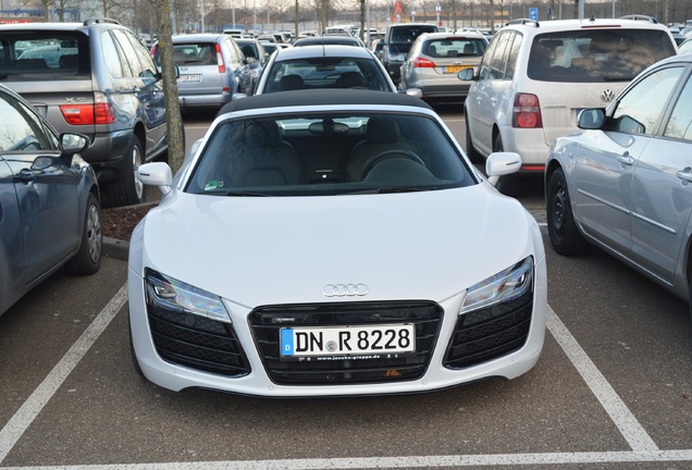 Audi R8 V10 Spyder 2013