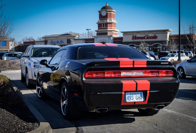 Dodge Challenger SRT-8 392