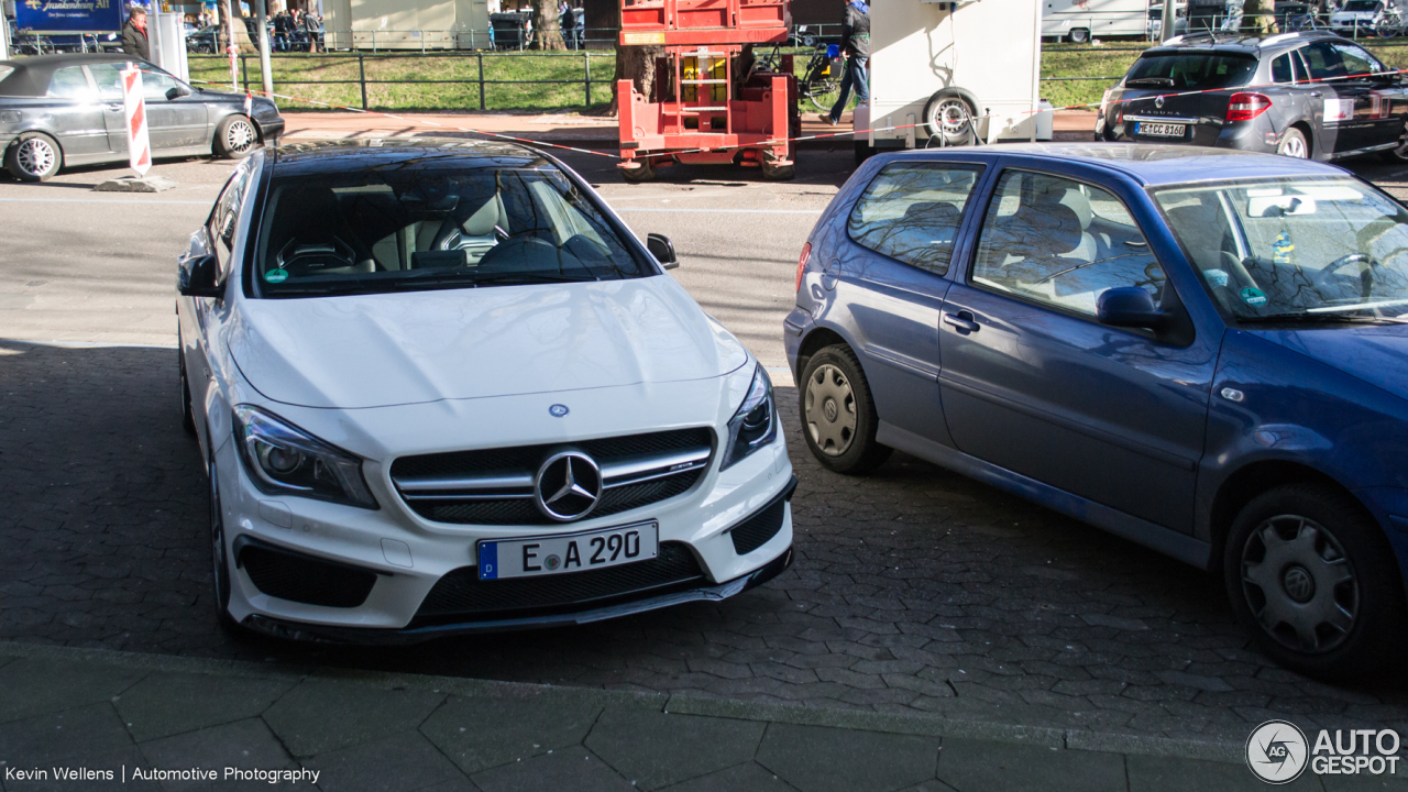 Mercedes-Benz CLA 45 AMG C117