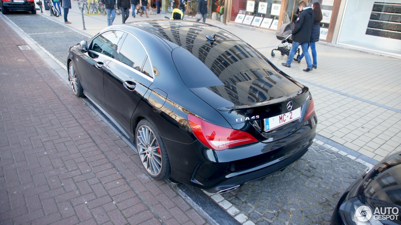 Mercedes-Benz CLA 45 AMG C117