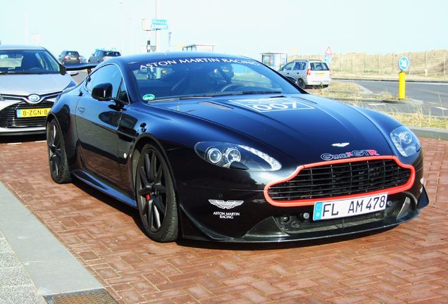 Aston Martin V8 Vantage S