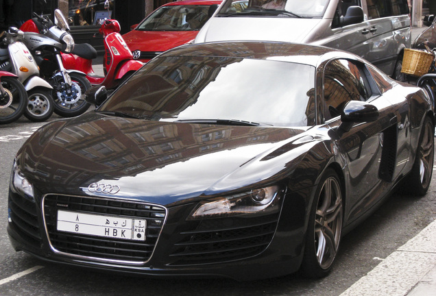 Audi R8