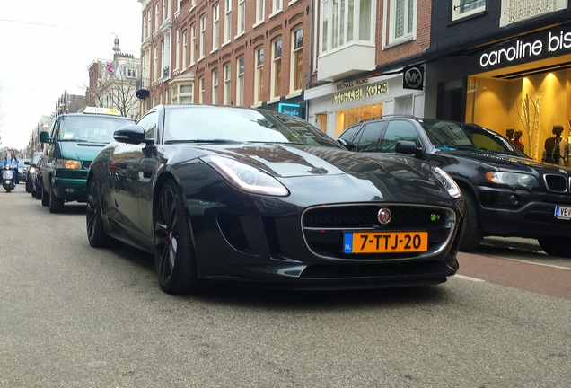 Jaguar F-TYPE R Coupé