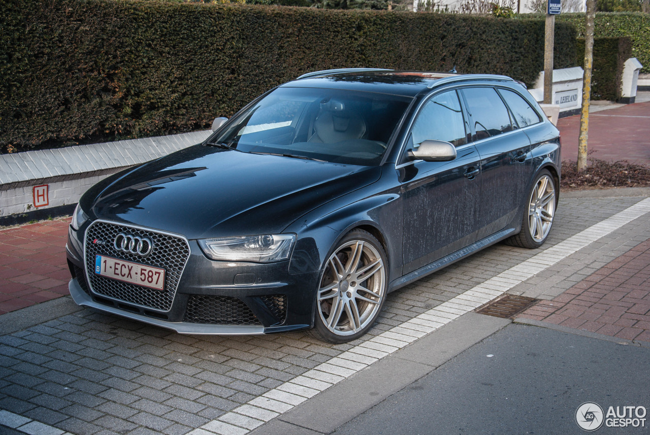 Audi RS4 Avant B8