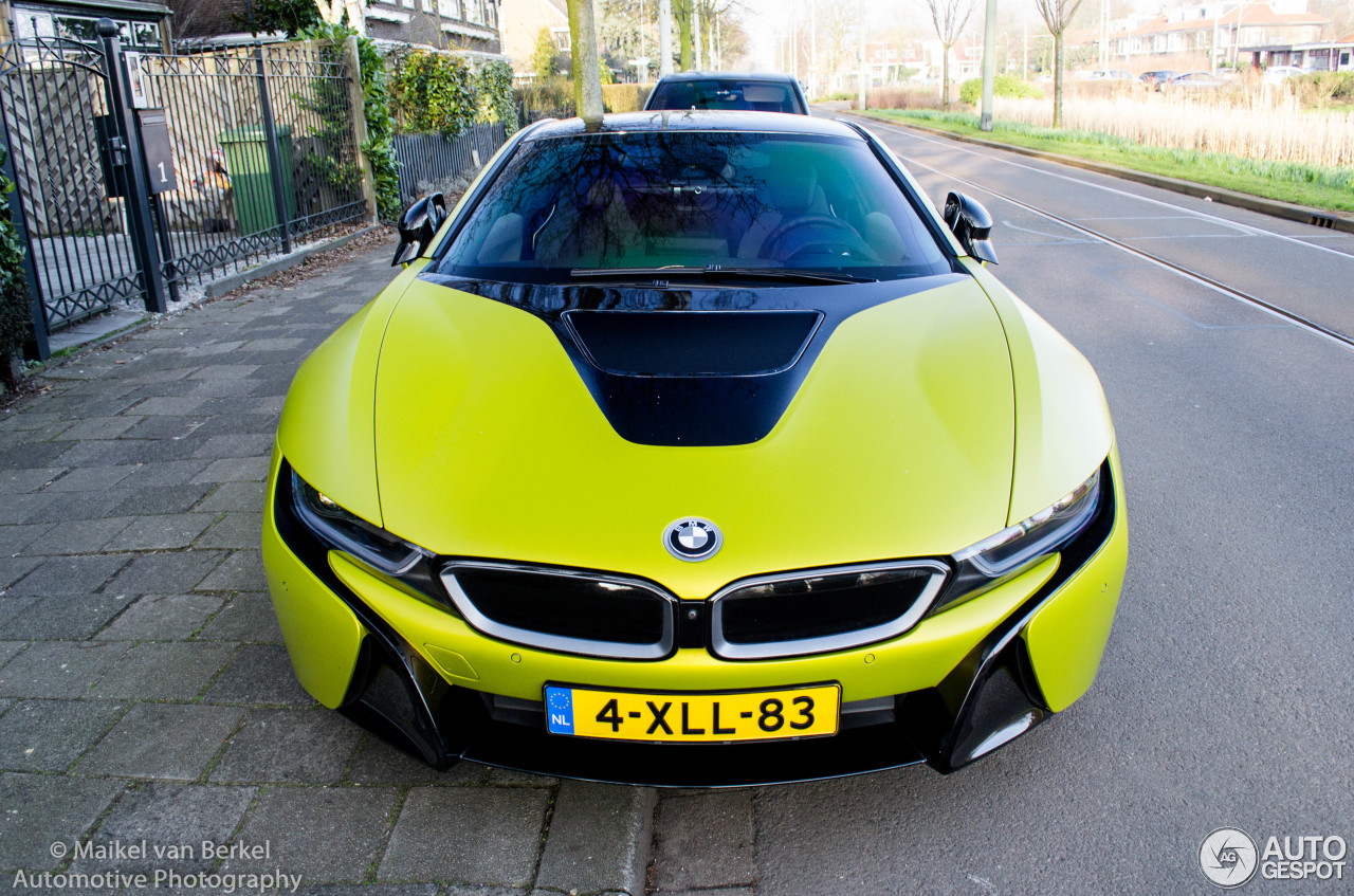 BMW i8