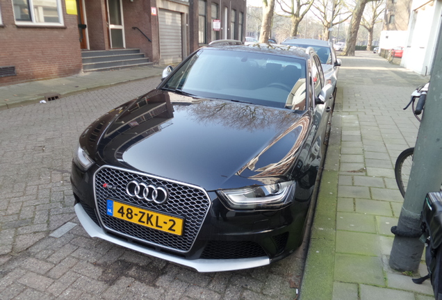 Audi RS4 Avant B8