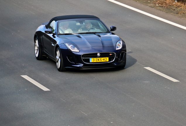 Jaguar F-TYPE S Convertible