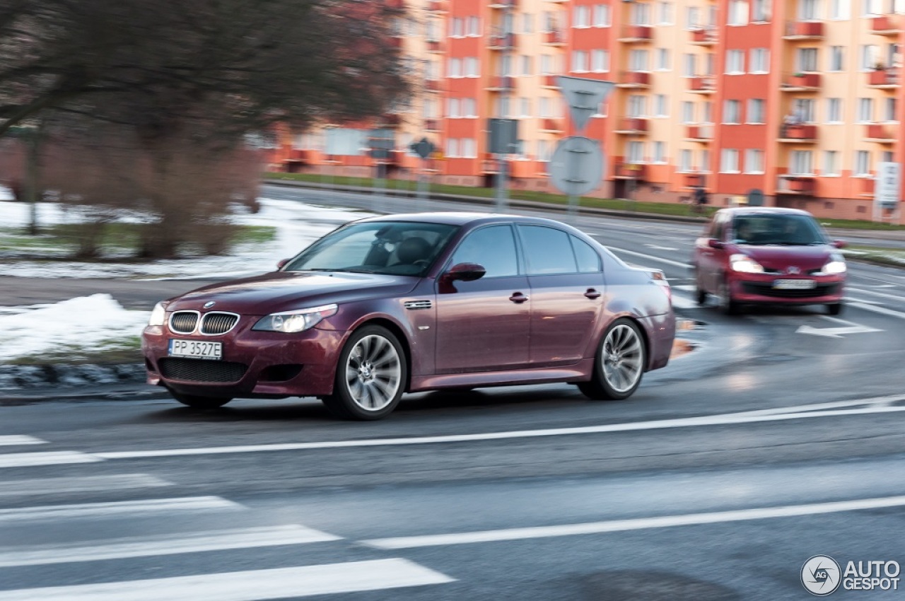 BMW M5 E60 2005