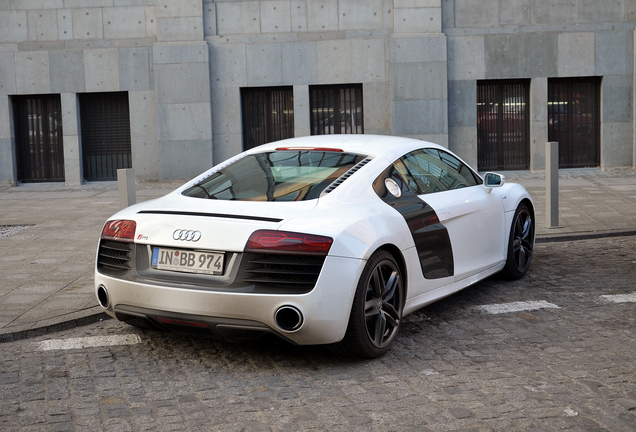 Audi R8 V10 2013