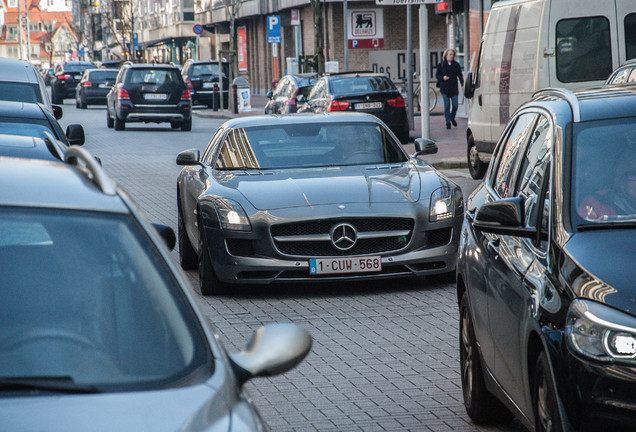 Mercedes-Benz SLS AMG