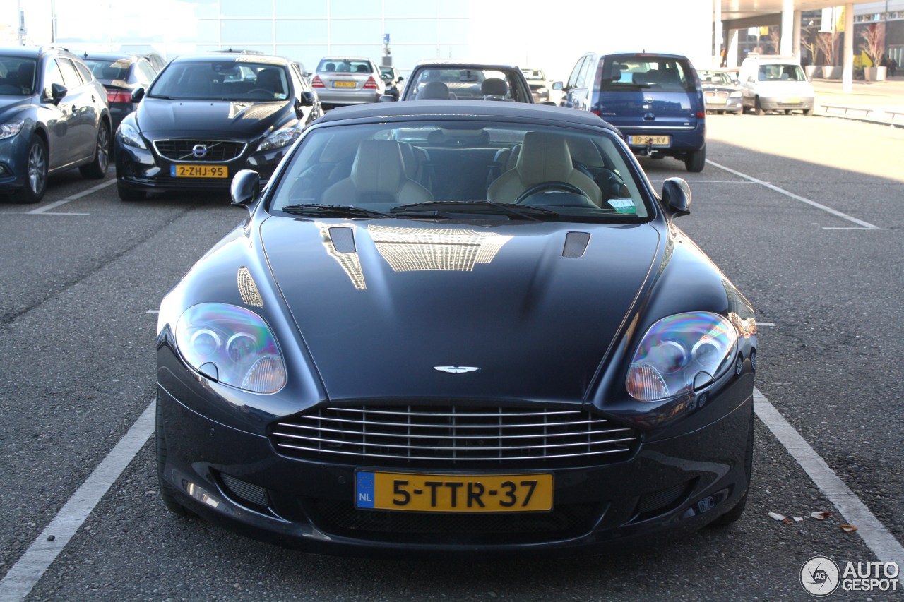 Aston Martin DB9 Volante