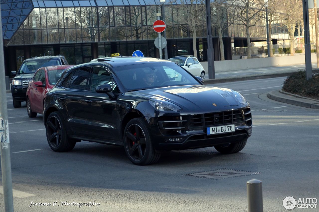 Porsche 95B Macan Turbo