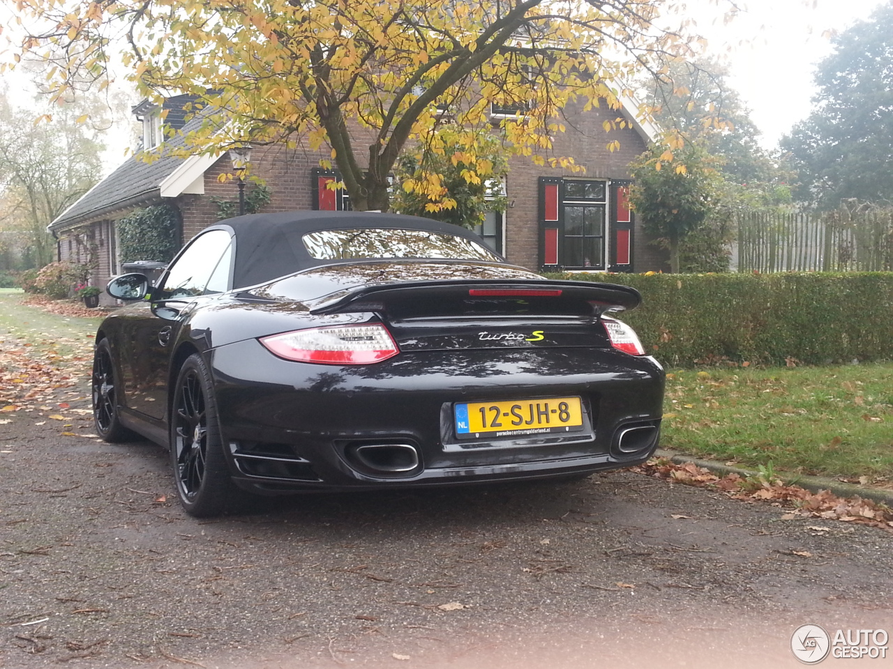 Porsche 997 Turbo S Cabriolet 918 Spyder Edition