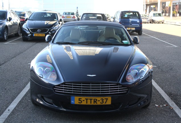 Aston Martin DB9 Volante