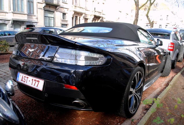 Aston Martin V12 Vantage Roadster