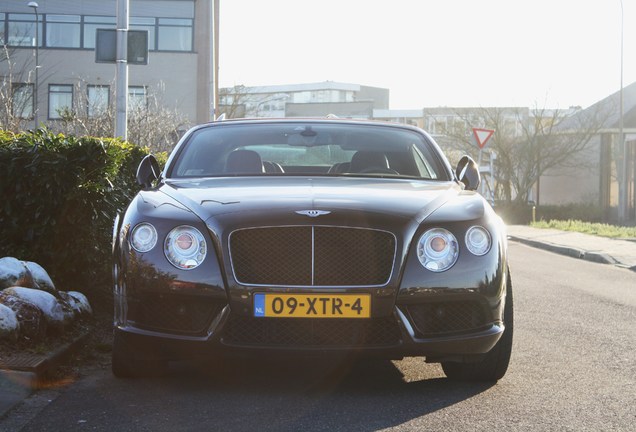 Bentley Continental GTC V8