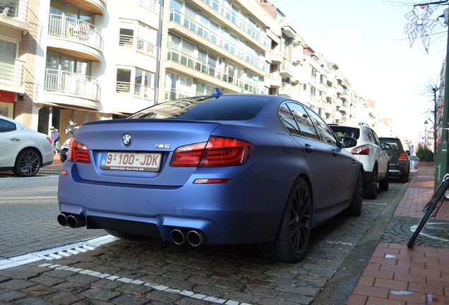 BMW M5 F10 2011