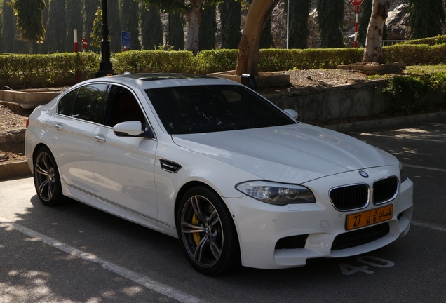 BMW M5 F10 2011