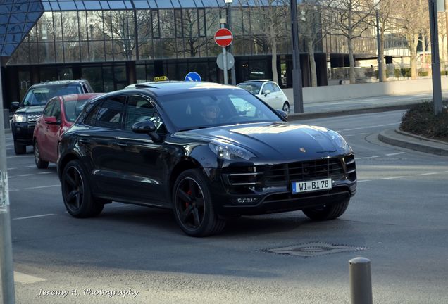 Porsche 95B Macan Turbo