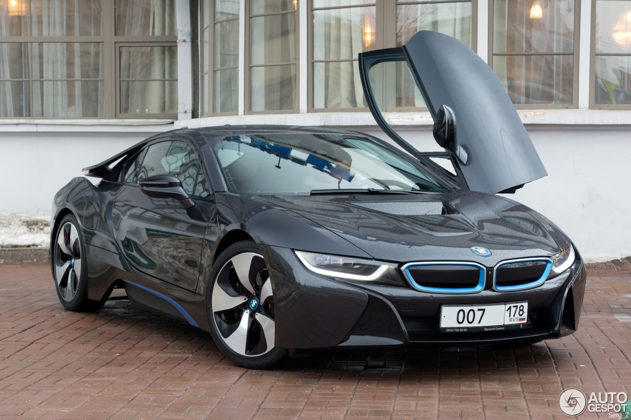 BMW i8