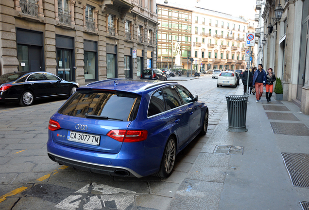 Audi RS4 Avant B8