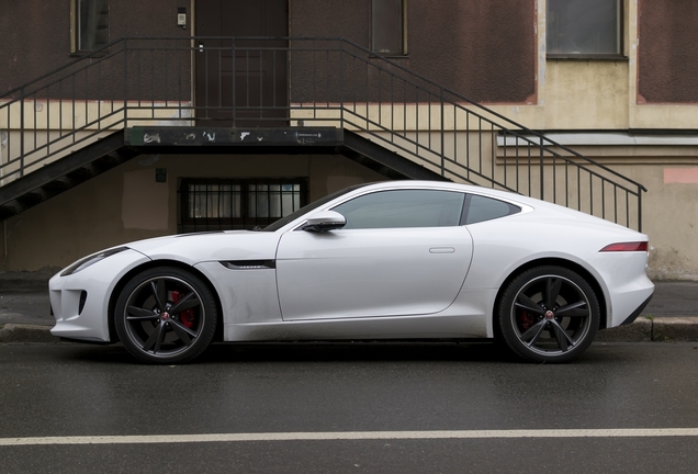 Jaguar F-TYPE S Coupé