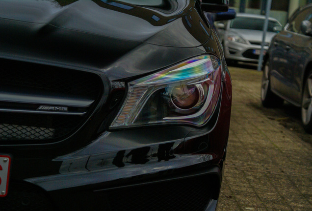 Mercedes-Benz CLA 45 AMG C117