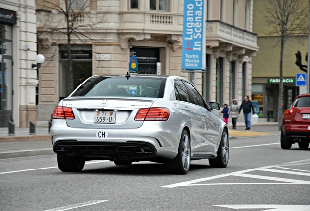 Mercedes-Benz E 63 AMG S W212