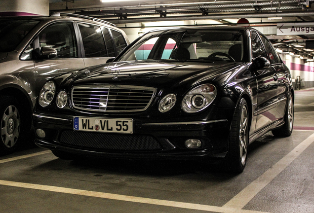 Mercedes-Benz E 55 AMG