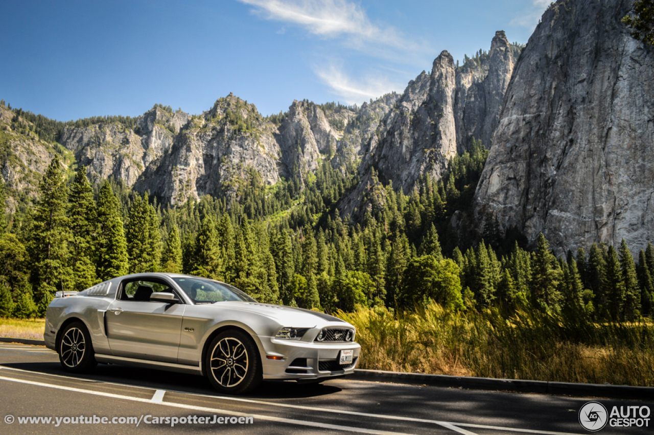 Ford Mustang GT 2013