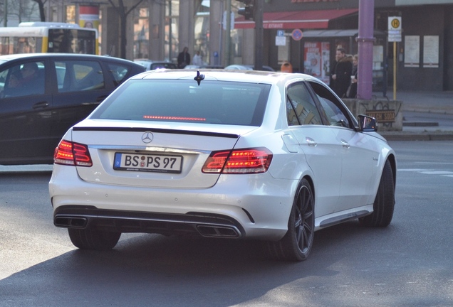 Mercedes-Benz E 63 AMG S W212