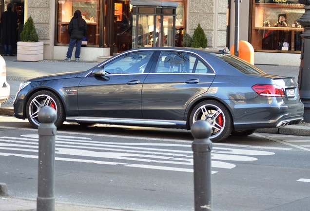 Mercedes-Benz E 63 AMG S W212