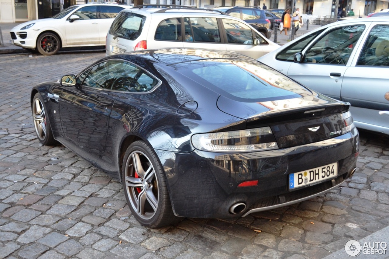 Aston Martin V8 Vantage N400