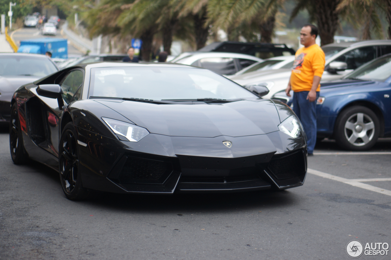 Lamborghini Aventador LP700-4