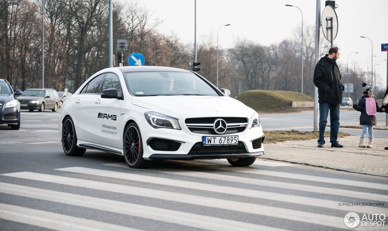 Mercedes-Benz CLA 45 AMG C117