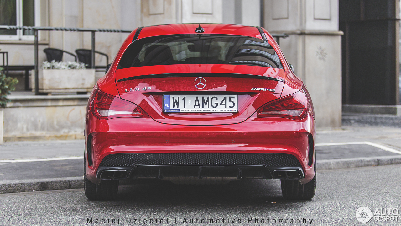 Mercedes-Benz CLA 45 AMG C117