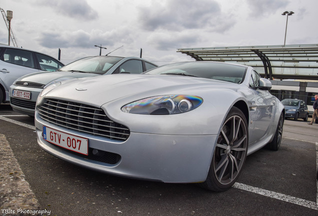 Aston Martin V8 Vantage