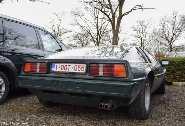 Lotus Esprit S2