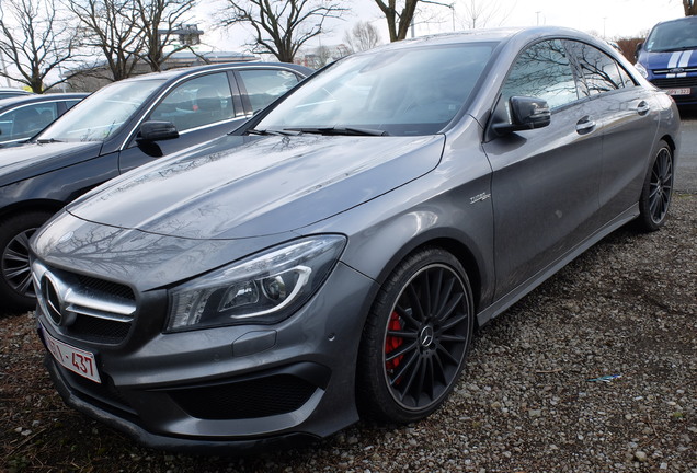 Mercedes-Benz CLA 45 AMG C117