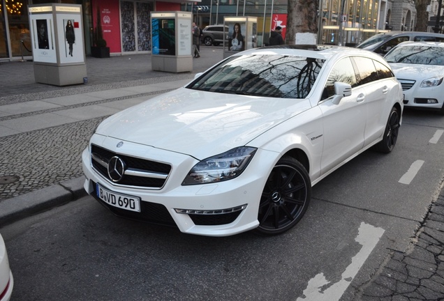 Mercedes-Benz CLS 63 AMG X218 Shooting Brake