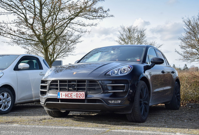 Porsche 95B Macan Turbo