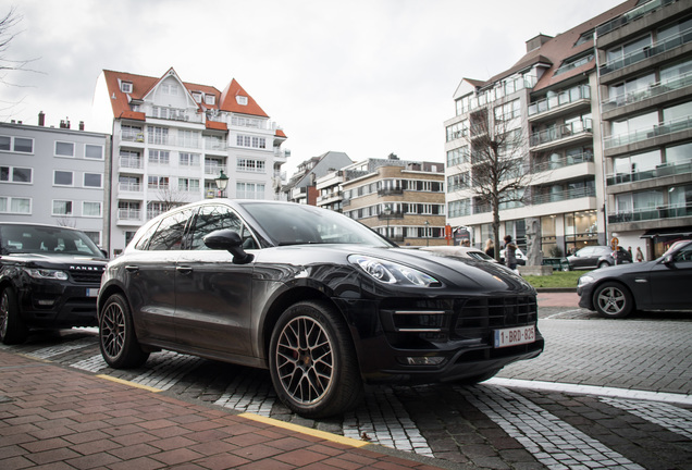 Porsche 95B Macan Turbo