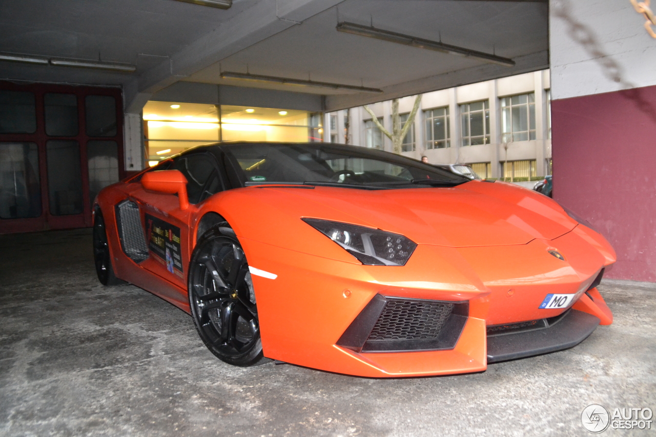 Lamborghini Aventador LP700-4 Roadster