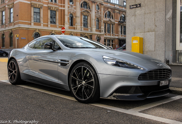 Aston Martin Vanquish 2013